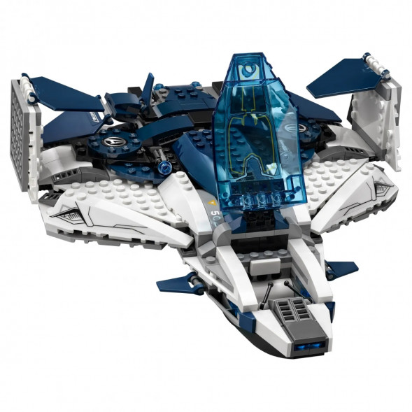 Конструктор LEGO Super Heroes 76032 Погоня на Квинджете Мстителей в Саранске